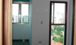 High story Condo on Av. Anacaona