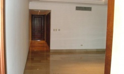 Condo in High Rise on  Av. Anacaona