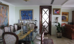 Precious Condo on Avenida Anacaona